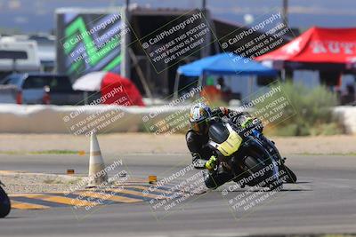 media/Oct-08-2023-CVMA (Sun) [[dbfe88ae3c]]/Race 5 Amateur Supersport Open/